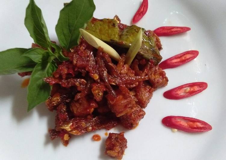 Tempe teri kering balado pedes