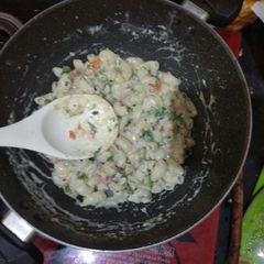 A picture of Creamy mushroom white sauce pasta.
