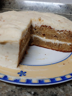 Una foto de Tarta de pistacho con cobertura de mascarpone y Nocilla