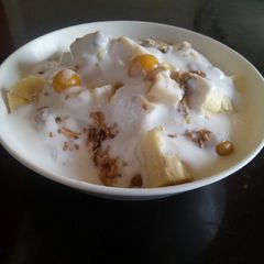 A picture of Granola breakfast # author Marathon #.
