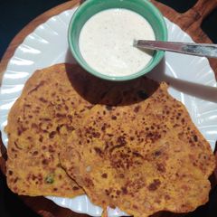 A picture of Raw Papaya Paratha.