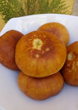 A picture of Tasty and fluffy doughnuts.