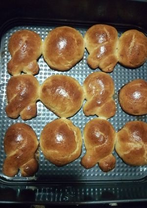A picture of Dinner Bread Rolls.