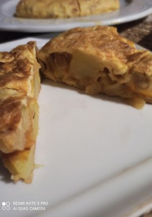 Una foto de Tortilla de Patatas con Cebolla