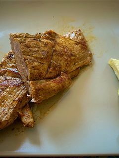 Una foto de Solomillo de cerdo abierto al horno