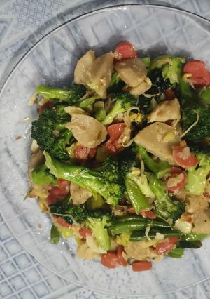 Foto resep Ca brokoli buncis toge bakso sosis