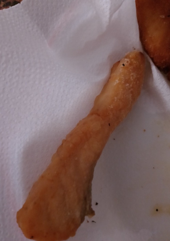 Una foto de Salmón enharinado