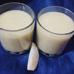 A picture of Guava apple juice.
