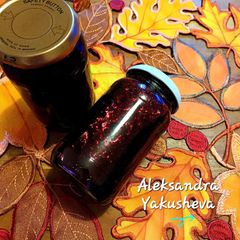 A picture of Blackcurrant with sugar.