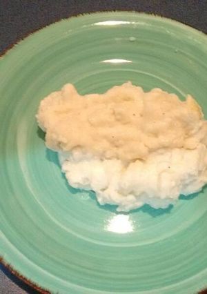 Una foto de Puré de patatas sencillo. ॐ