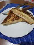 Sándwiches fritos