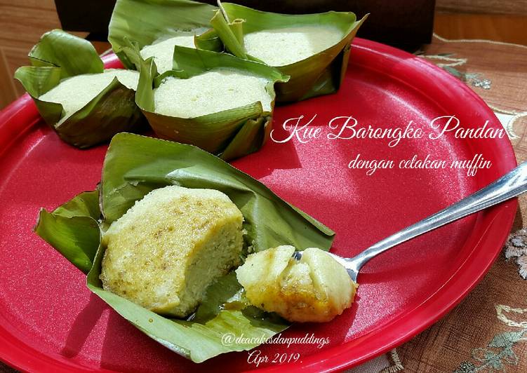 Kue Barongko Pandan dengan cetakan muffin