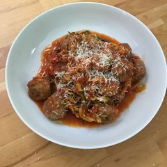 Courgetti with meatballs A picture of Courgetti with meatballs.