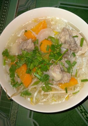 Hình của món Nui xương.