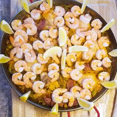 A picture of Paella.