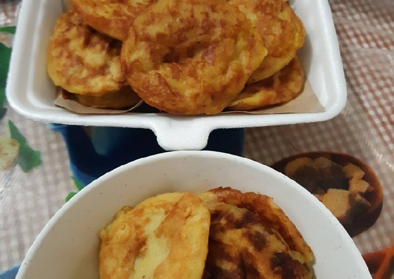 Kue srabi pisang