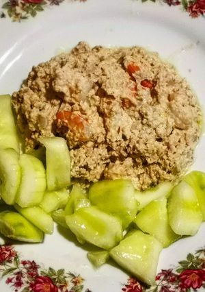 Una foto de Salsa keto de atún y camarón