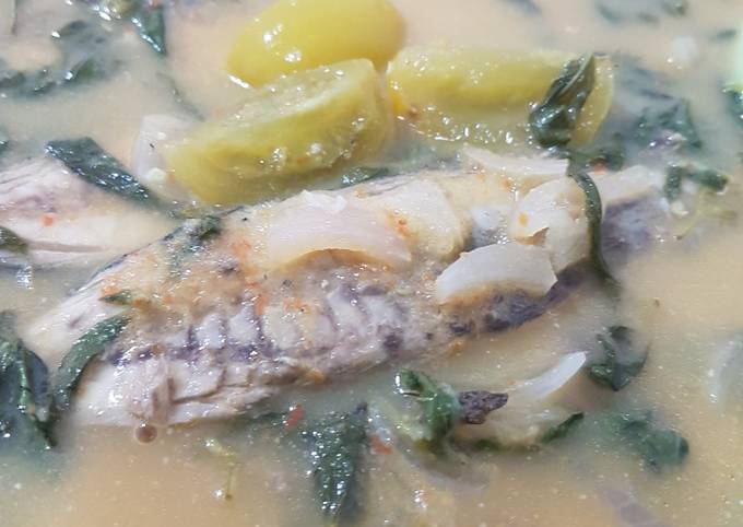 Woku ikan pindang