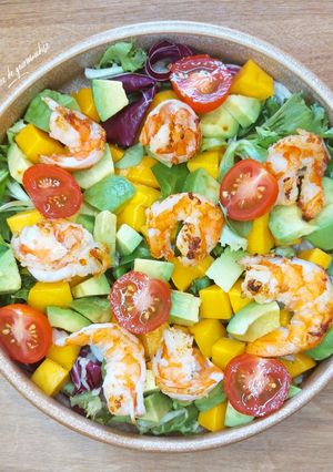 Une photo de Salade mangue crevettes
