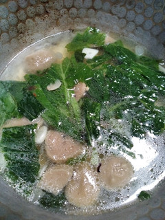 Foto resep Sup daun Caesin bakso