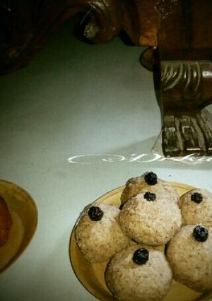 A picture of Oats Ladoo.