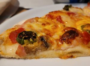 O poză a rețetei Pizza Prosciutto e Funghi (gluten free).