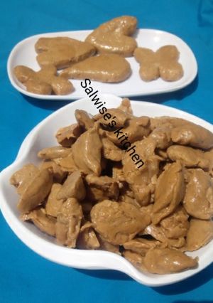 Ilokar Madarar gari mai kwakwa ainihin hoton girkin