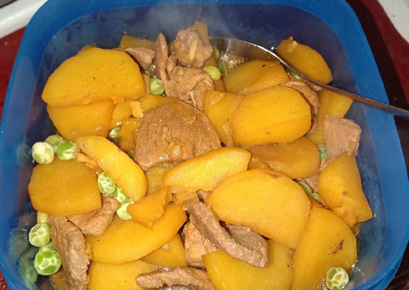 Kentang Masak Daging Kecap