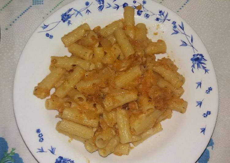 Macarrones/pasta a la napolitana (Rápido y simple)