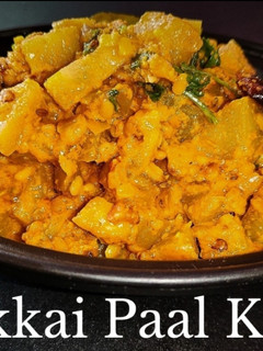 சுரைக்காய் பால் கூட்டு(surakkai paal koottu recipe in tamil) செய்முறை முக்கிய புகைப்படம்