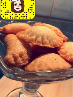 صورة لوصفة مثلثات السميد من توركان كتشن