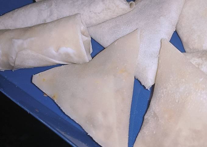 Qeema samosa