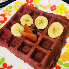 A picture of Red Velvet Waffles.