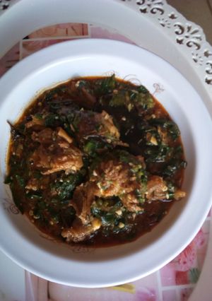 A picture of Okor and vegetable.