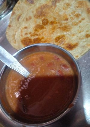 राजमा मलाईदार (rajma malaidar recipe in Hindi) रेसिपी मुख्य फोटो