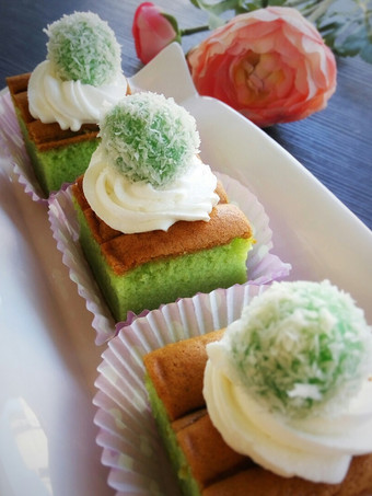 Resep Klepon Cake Anti Gagal