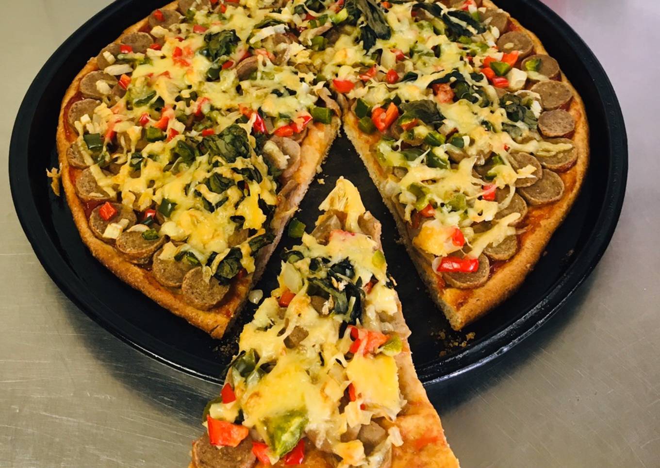 Pizza Frikandel Ala Chef Turnip