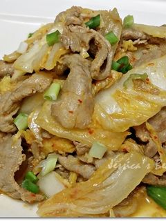 黃金泡菜炒豬肉 的食譜成品照片