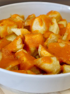 Una foto de Patatas bravas a mi estilo