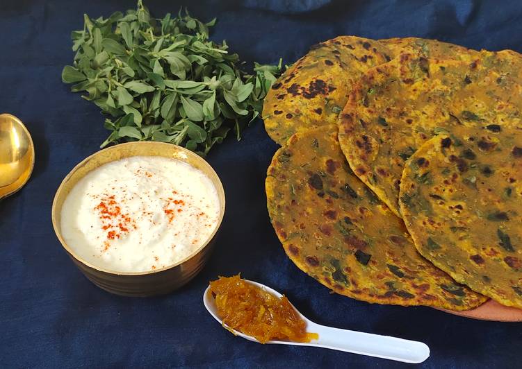 Steps to Make Any-night-of-the-week Thepla