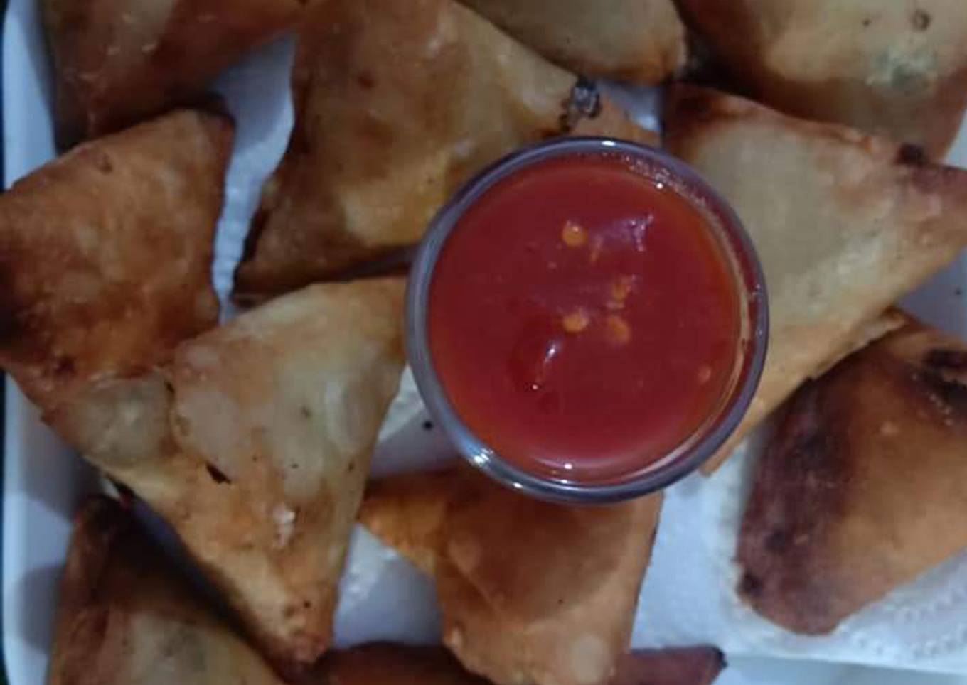 Shanghahi samosay (vegetable samosay)