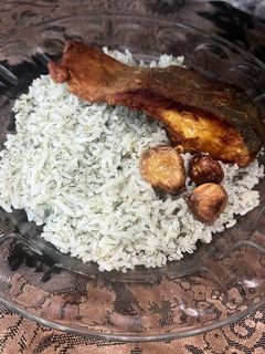 عکسی از دستور ماهی سرخ شده با شوید پلو 🐟