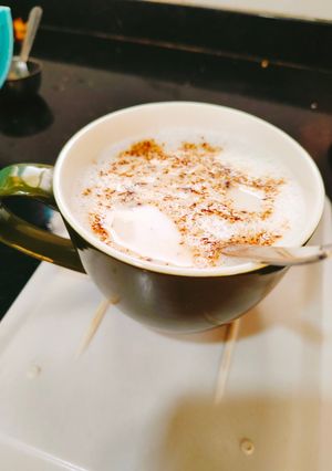 कॉफी (coffee recipe in Hindi) रेसिपी मुख्य फोटो