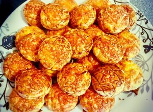 Kelesztés nélküli sajtos pogácsa recept fotója