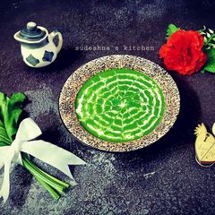 A picture of Cream of Spinach or Spinach Soup.