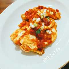 รูปของ Telur Merah