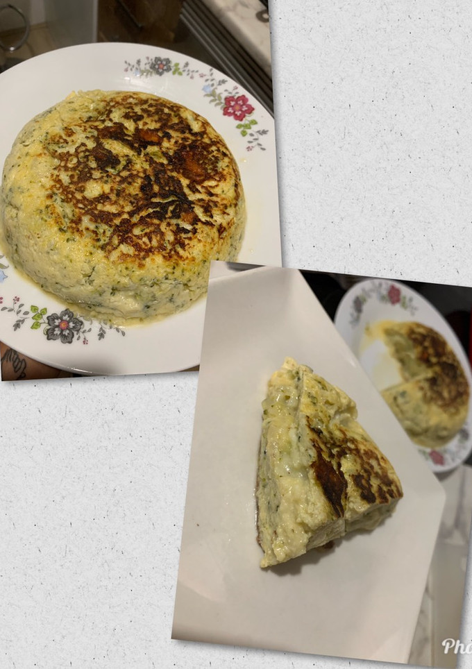 Una foto de Tortilla de coliflor, brócoli y queso de Cabra