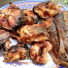 A picture of Fried cat fish.