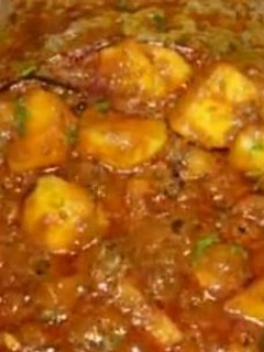 உருளைக்கிழங்கு kashmir dum aloo (Kashmiri dum aloo recipe in tamil) செய்முறை முக்கிய புகைப்படம்