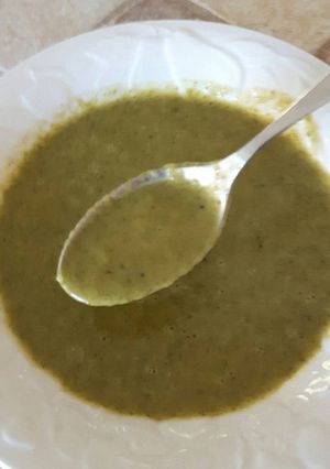 A picture of Leek, kale & potato potage.
